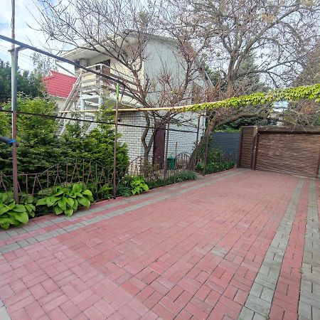 Guest House Odessa Sea Екстериор снимка