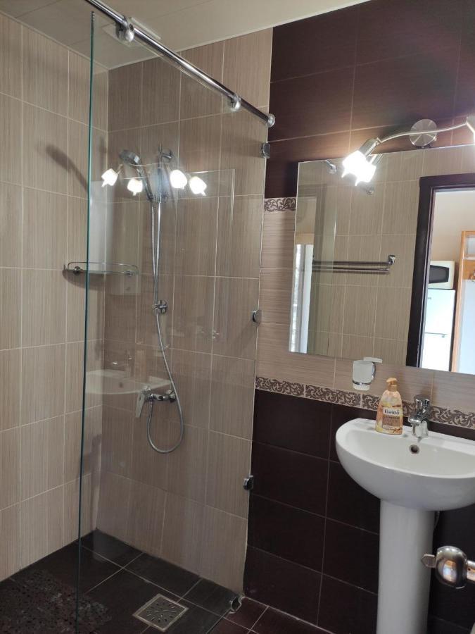 Guest House Odessa Sea Екстериор снимка