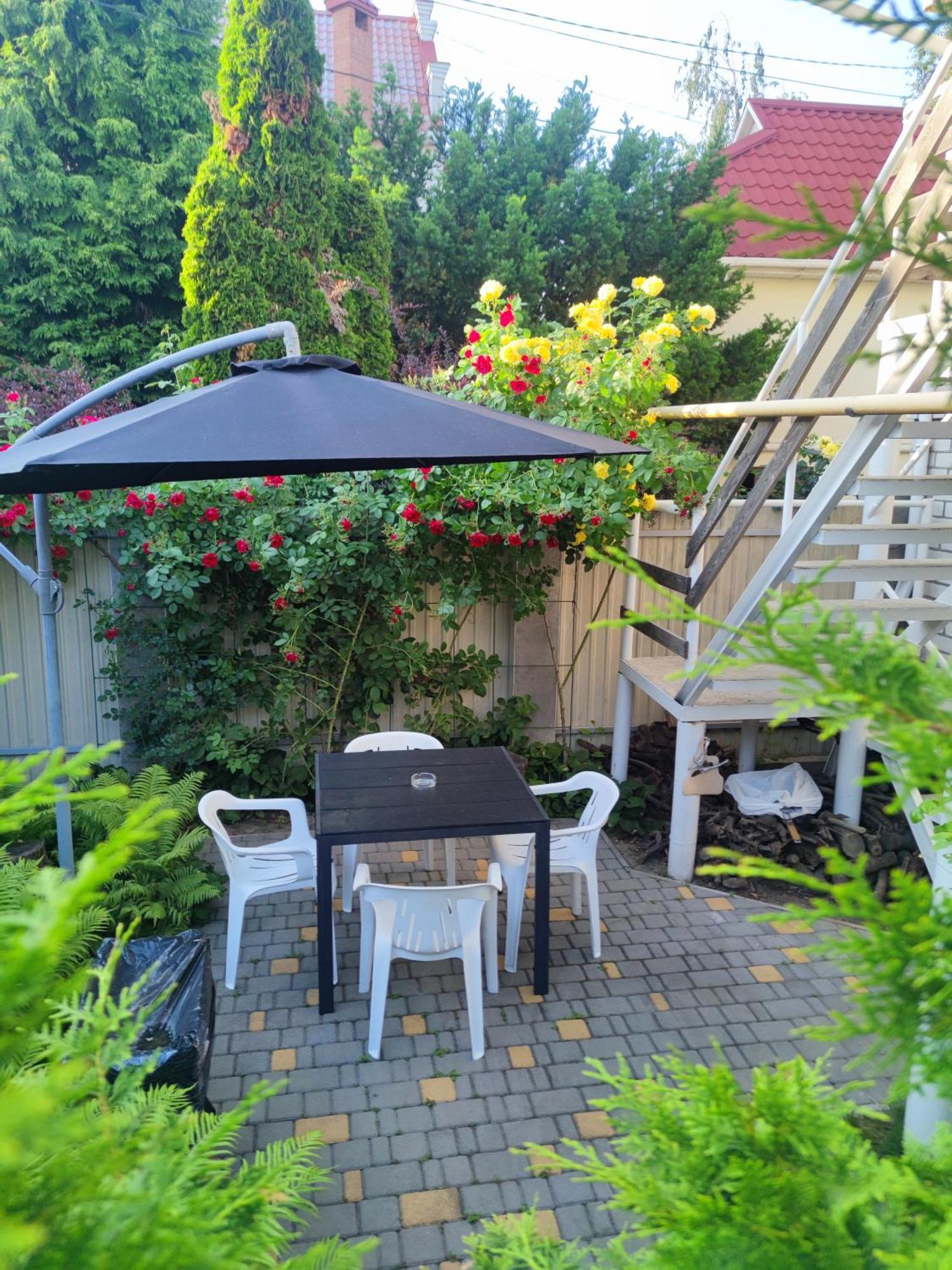 Guest House Odessa Sea Екстериор снимка